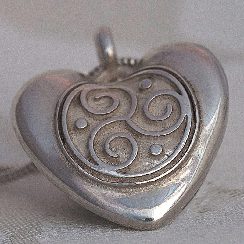 Erotikschmuck, Herzanhänger Triskele Heart, Silber