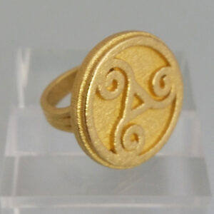 Triskele-ring_gold, Detailansicht, Prototyp