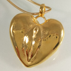 Erotikschmuck, Herzanhänger Yoni-heart, vergoldet, Vorderseite - vergoldet